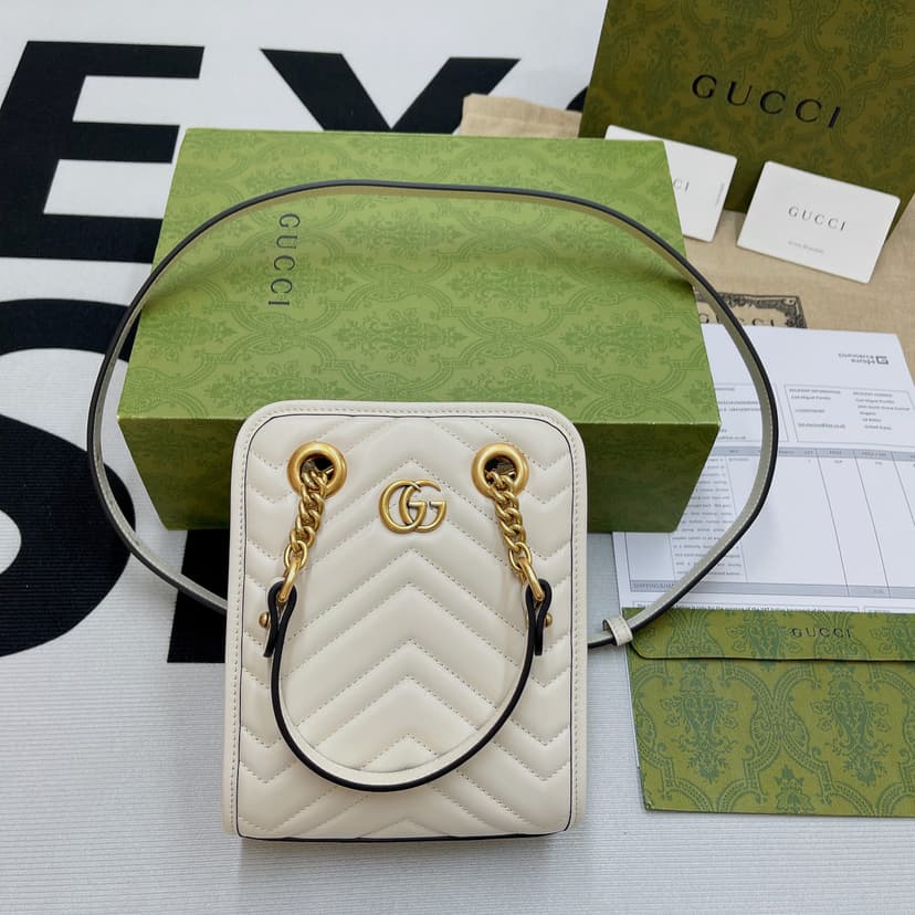 Gucci Marmont Matelasse Mini Bag White 696123 DTDHT 9022