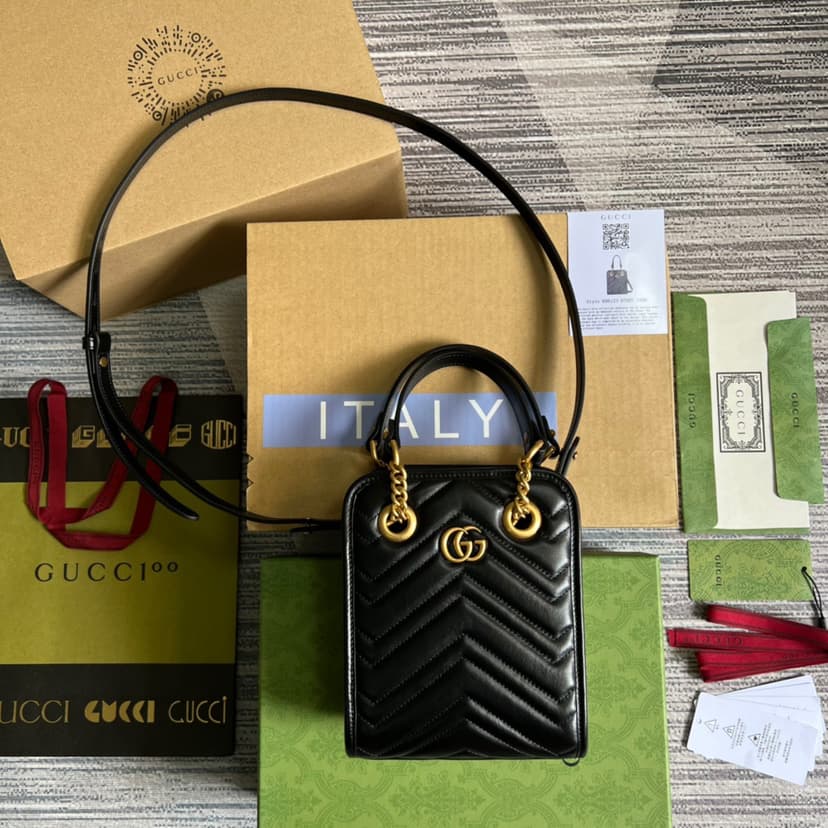 Gucci Marmont Matelasse Mini Bag Black ‎696123 DTDHT 1000