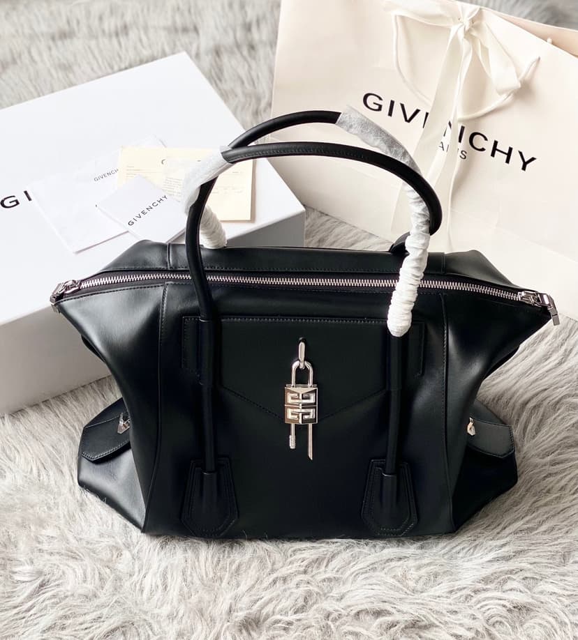 Givenchy Small Antigona Soft Bag Black For Women, Women's Handbags, Shoulder Bags 17.7in/45cm GVC