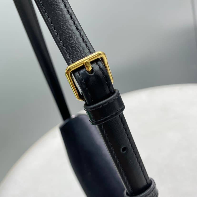 Celine Triomphe Shoulder Bag Black 194143BF4.38NO