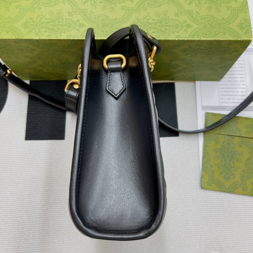 Gucci Marmont Matelasse Mini Bag Black ‎696123 DTDHT 1000