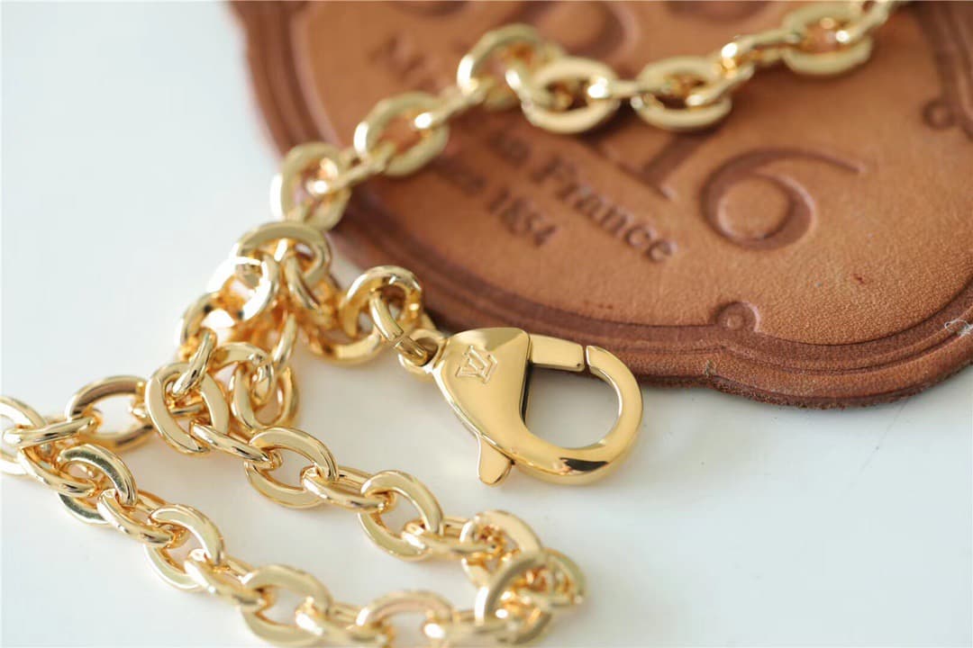 undefined - alternate