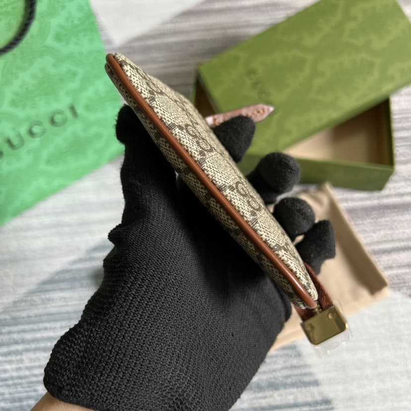 Gucci GG Supreme Key Pouch Beige For Women 4.7in/12cm ‎‎447964 KLQHG 8526