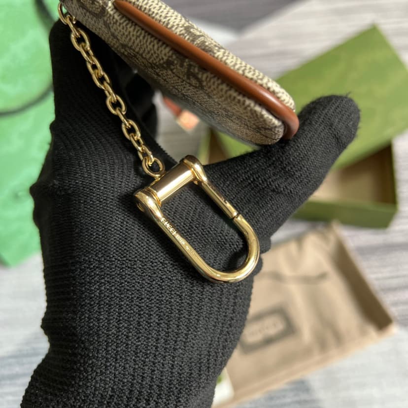 Gucci GG Supreme Key Pouch Beige For Women 4.7in/12cm ‎‎447964 KLQHG 8526