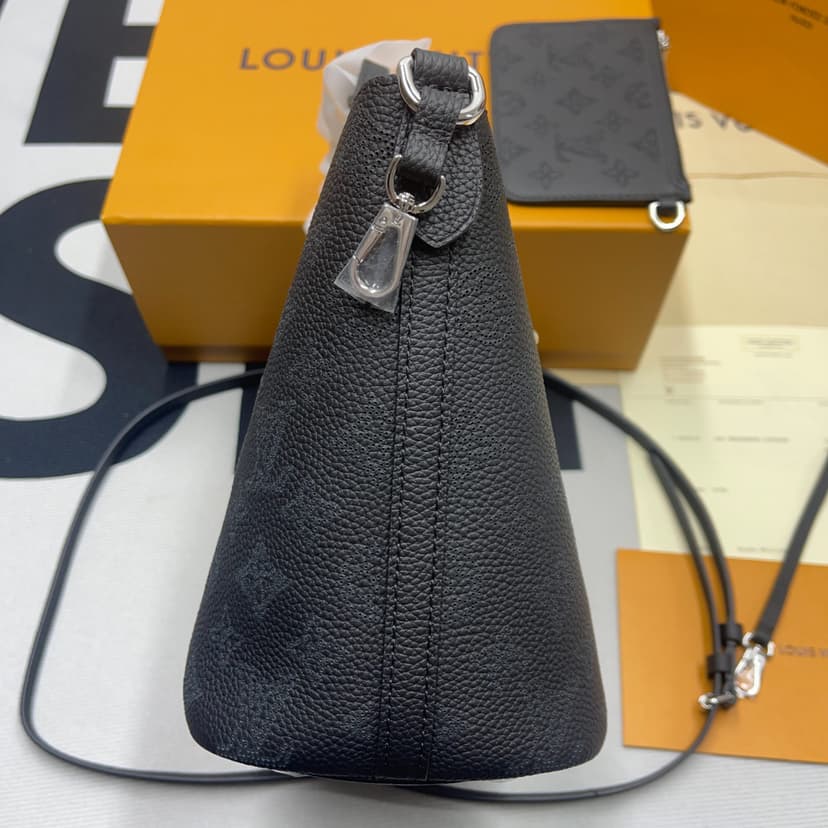 Louis Vuitton Loop Blossom PM Black For Women‎ 7.9in/20cm M21848