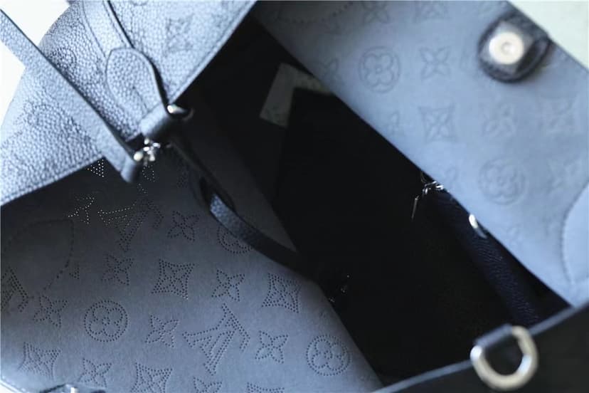 Louis Vuitton Neverfull MM Black For Women‎ 12.2in/31cm