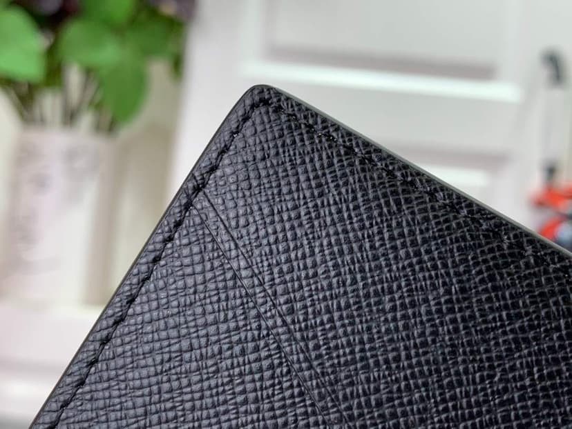 Louis Vuitton Multiple Wallet Black And Blue For Men 11.5 cm/ 4.5 in M81847