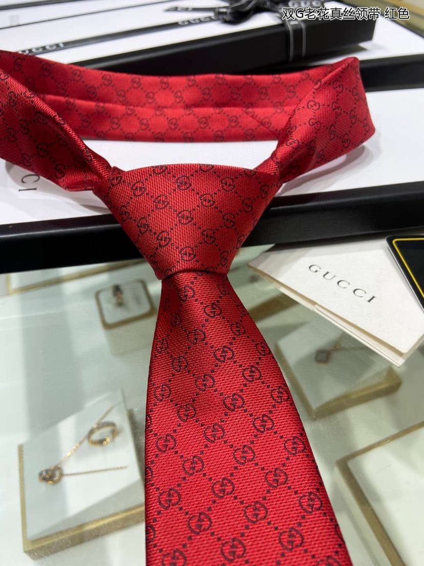 Gucci Pattern Silk Tie Red For Men
