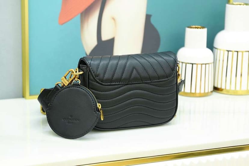 Louis Vuitton New Wave Multi Pochette Bag Black For Women 19cm / 7.5in M56461