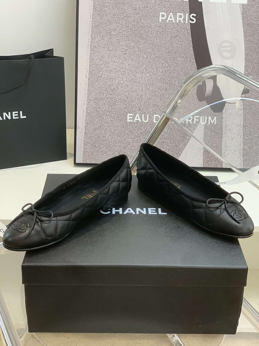 Chanel Ballet Flats Black For Women