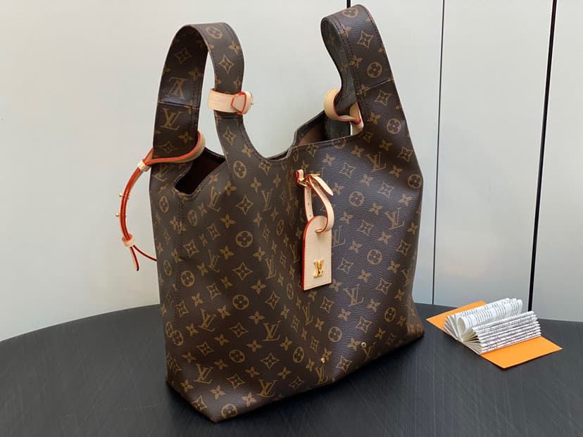 Louis Vuitton Atlantis GM Brown For Women 34cm / 13.4in M46817