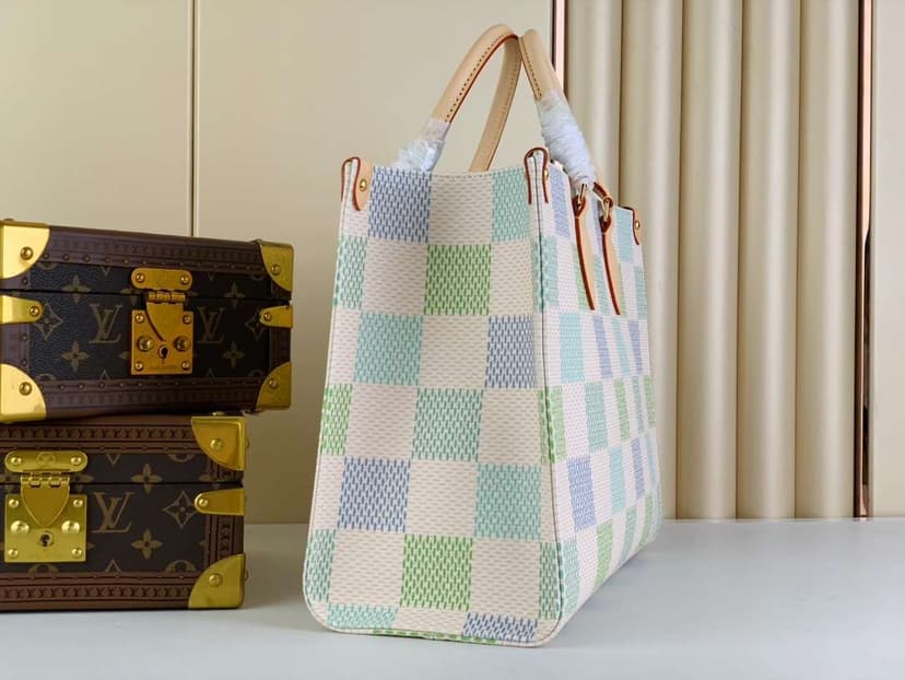 Louis Vuitton OnTheGo MM Multicolor For Women 13.8in/35cm N40518