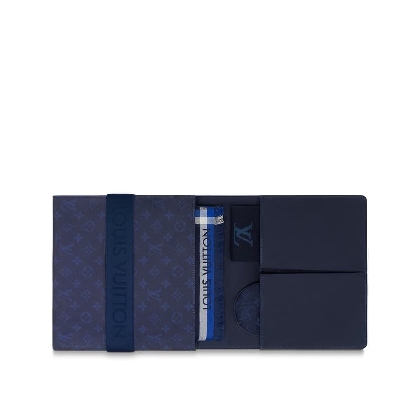 Louis Vuitton LV Travel Kit Bag Blue For Men 57.1in/145cm M77970