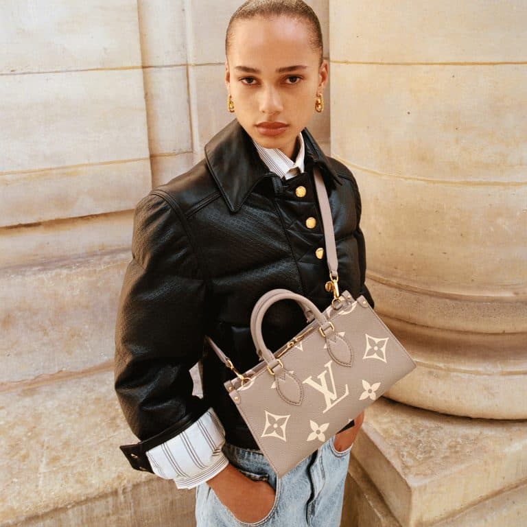 Louis Vuitton OnTheGo East West Beige For Women 9.8in/25cm M23641