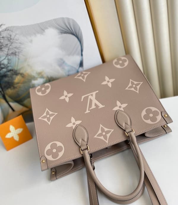 Louis Vuitton OnTheGo MM Beige For Women 13.8in/35cm M45494