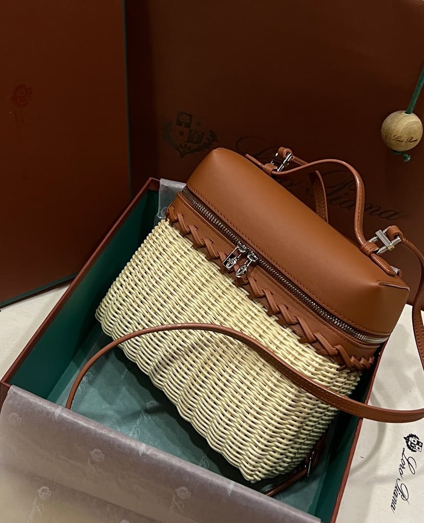 [True-to-ORIGINAL]Loro Piana Extra Pocket L19 North-South Wicker Malt/deep Kummel Bag For Women 6.9 in/17.5 cm FAN5321 B3PK