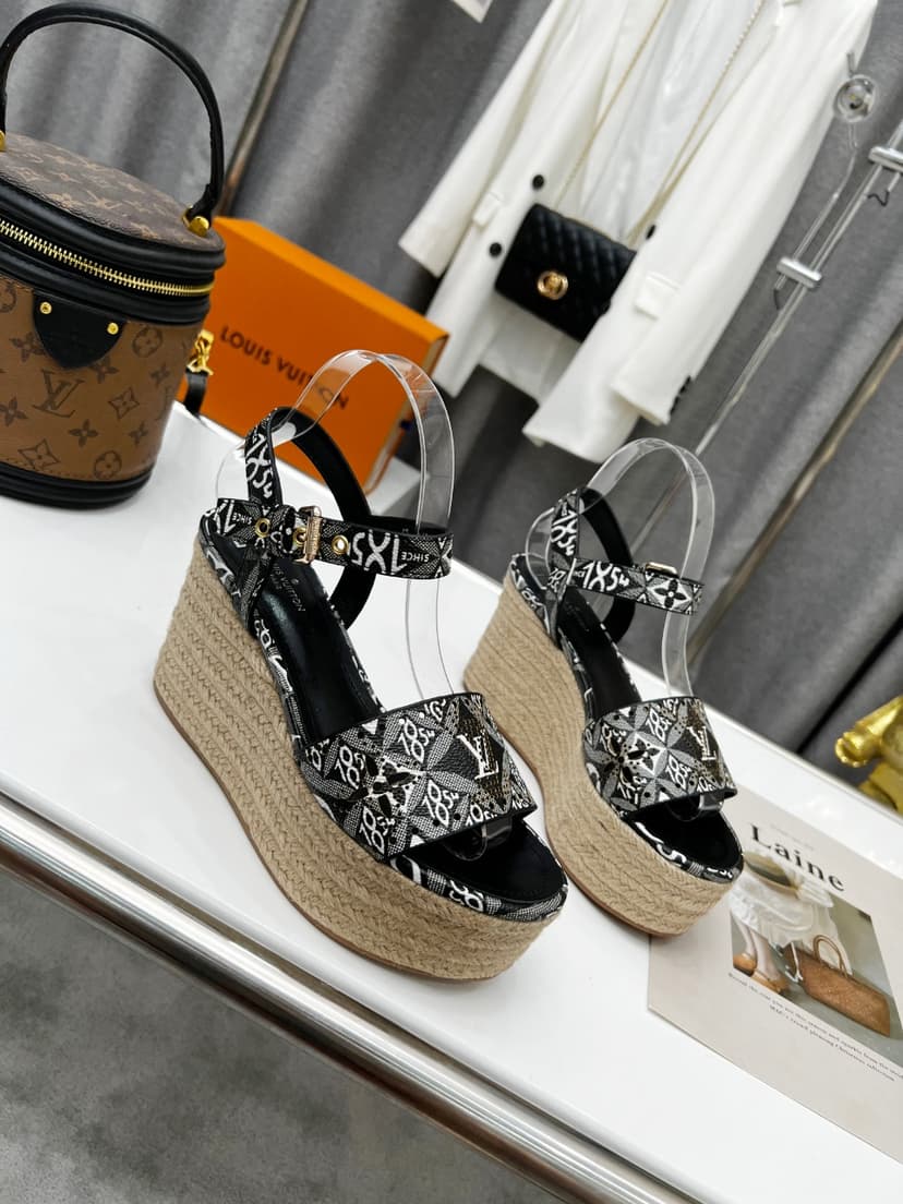 Louis Vuitton Women's Starboard Wedge Sandal Black And White For Women LV