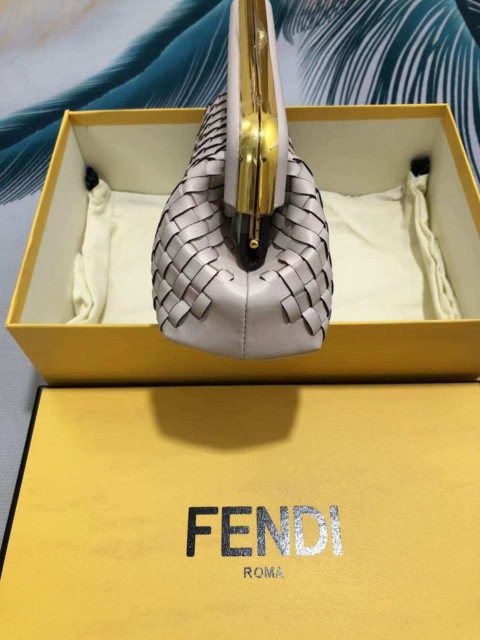 undefined - alternate