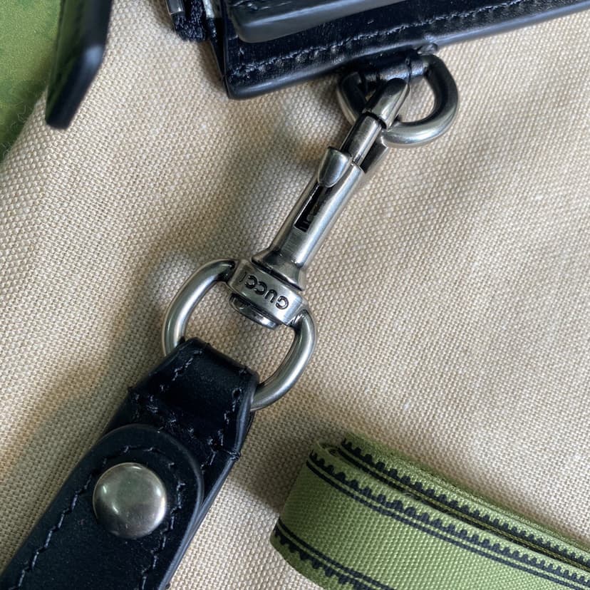 Gucci Marmont Pouch Black GG 475317 DJ20T 1000