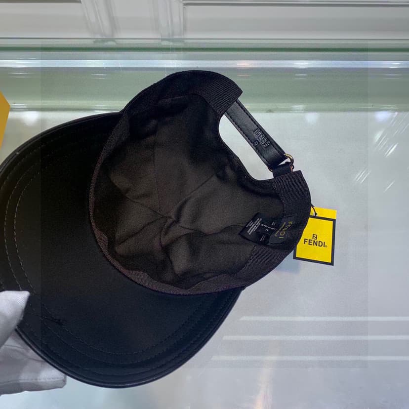 Fendi Baseball Eye Cap Fendi Cap