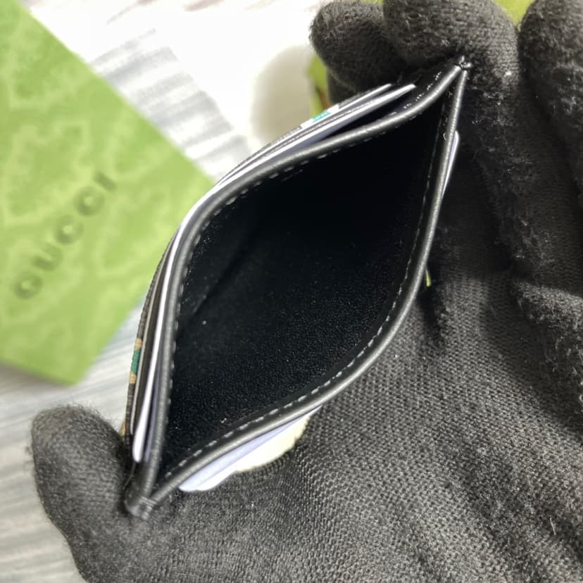 Gucci Card Case Black with Bees Signature For Men 4in/10cm GG