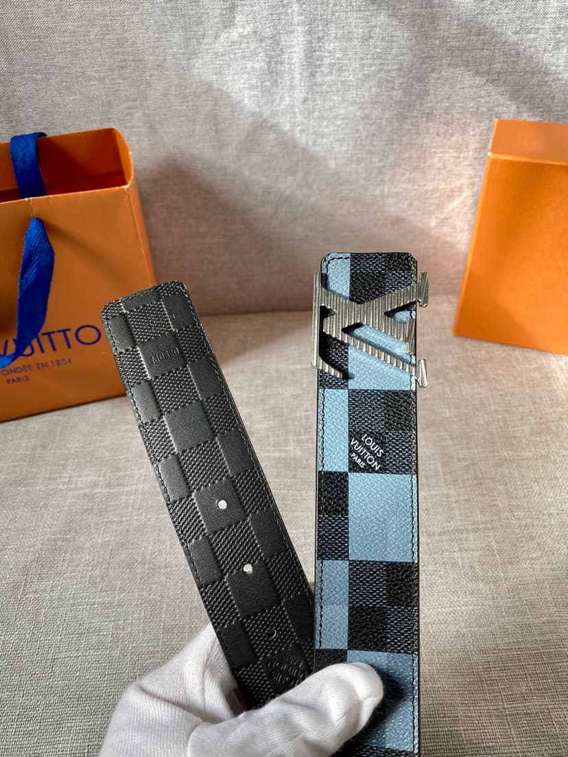 Louis Vuitton Initiales Reversible LV Belt Damier Graphite Giant Blue LV Women Belt
