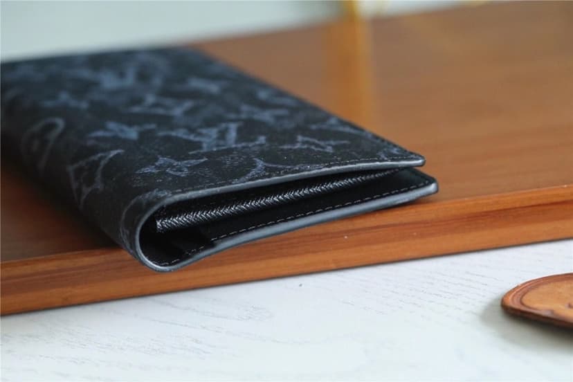 Louis Vuitton Brazza Wallet Monogram Pastel Noir Canvas For Men, Men's Wallet 7.5in/19cm LV