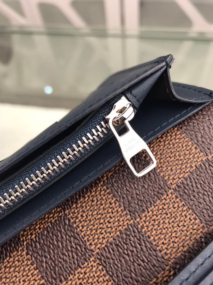 Louis Vuitton Brazza Wallet Damier Ebene Canvas For Men, Men's Wallet 7.5in/19cm LV