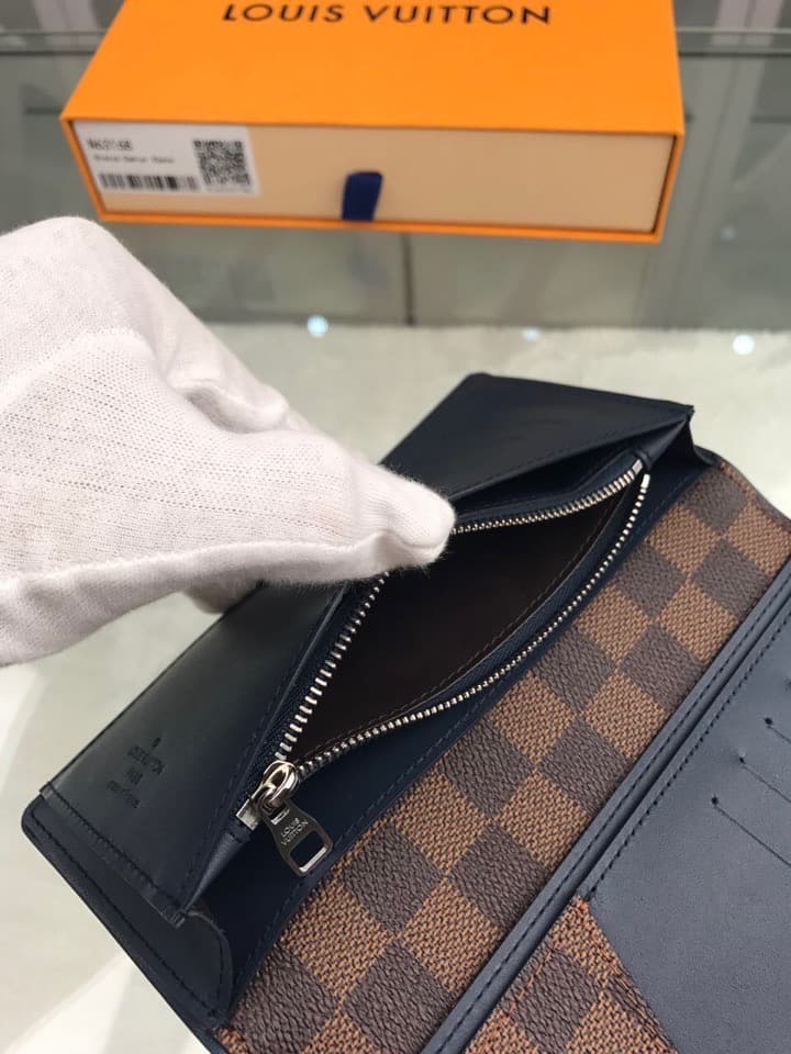 Louis Vuitton Brazza Wallet Damier Ebene Canvas For Men, Men's Wallet 7.5in/19cm LV