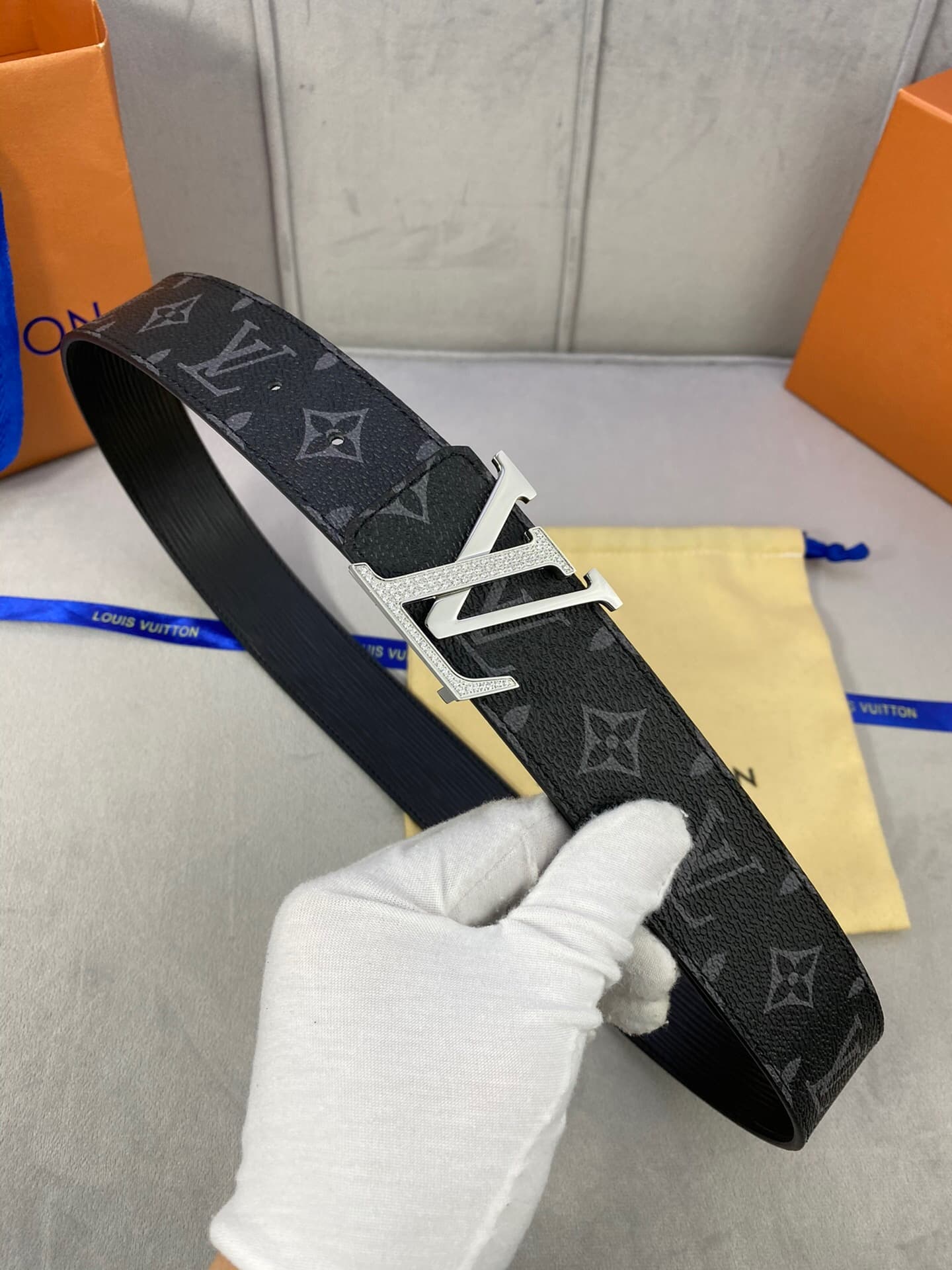 undefined - alternate