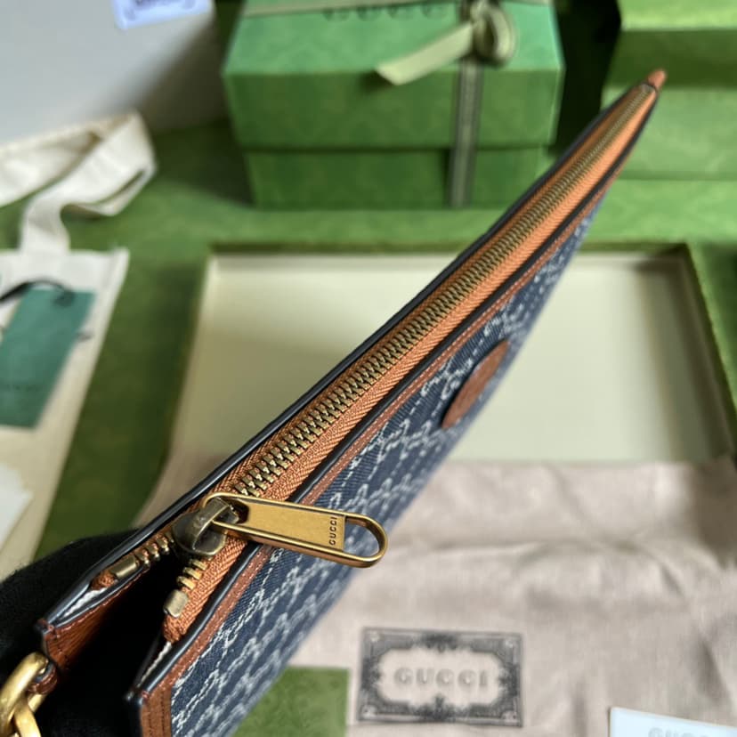 Gucci GG Wool Pouch With Interlocking G Black For Men, Men's Pouch 12in/31cm GG