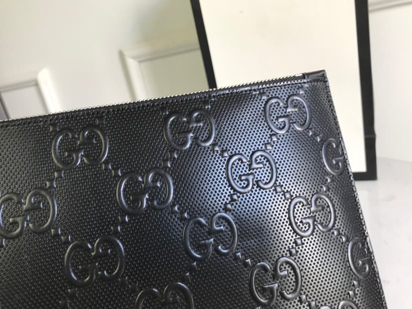 Gucci GG Embossed Pouch Black For Men, Men's Pouch 12in/31cm GG 625569 1W3AN 1000