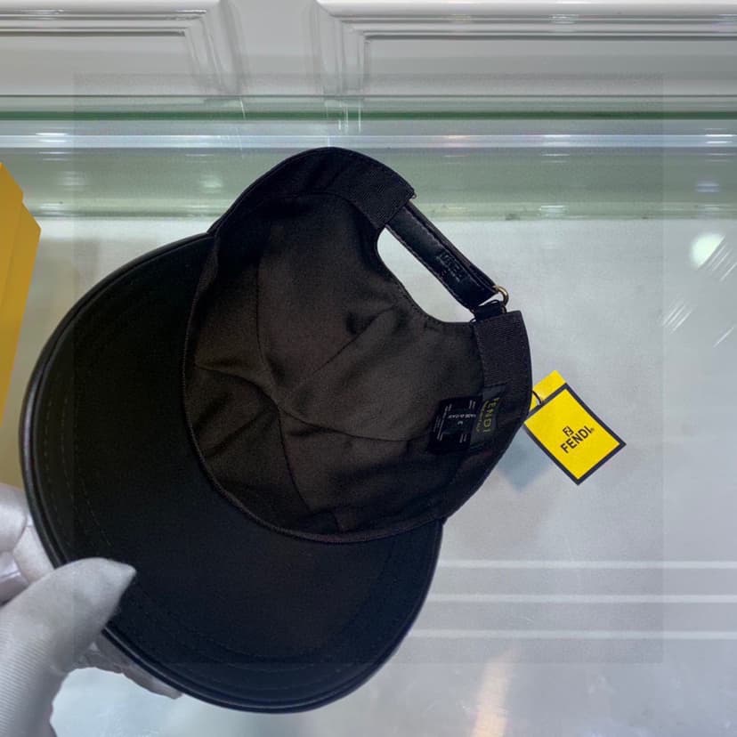 Fendi Baseball Eye Cap Black Fendi Cap