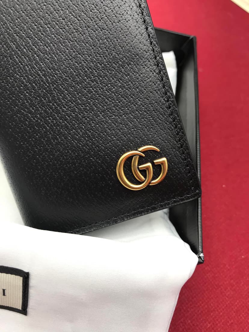 Gucci GG Marmont Card Case Wallet For Men, Men's Wallet 11cm/4.1in GG 428737