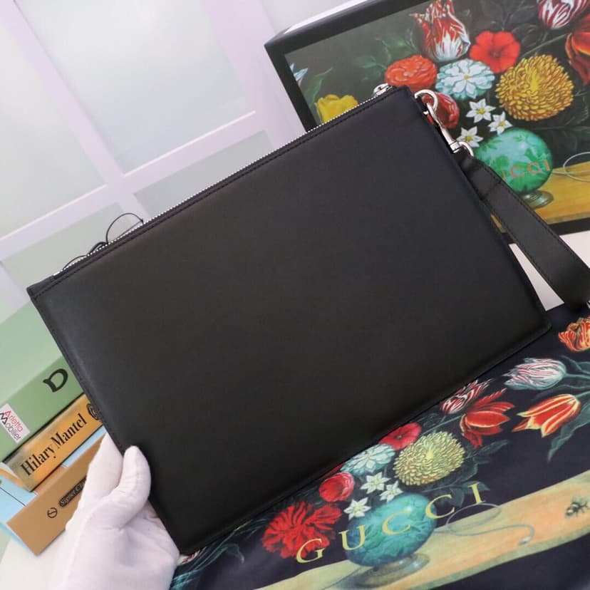 Gucci Pouch in Black With Blade Embroidery For Men, Men's Pouch 12in/31cm GG