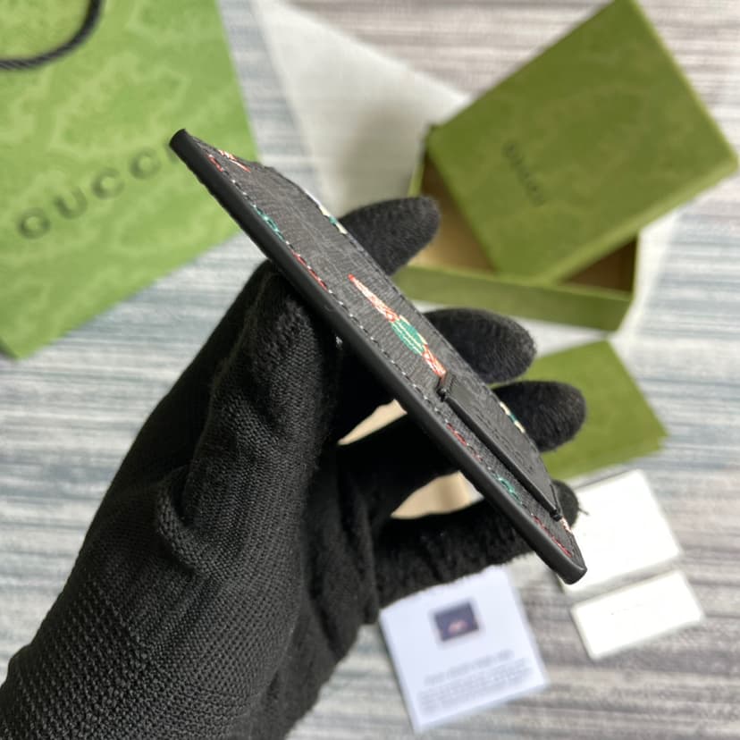 Gucci Card Case Black with Bees Signature For Men 4in/10cm GG