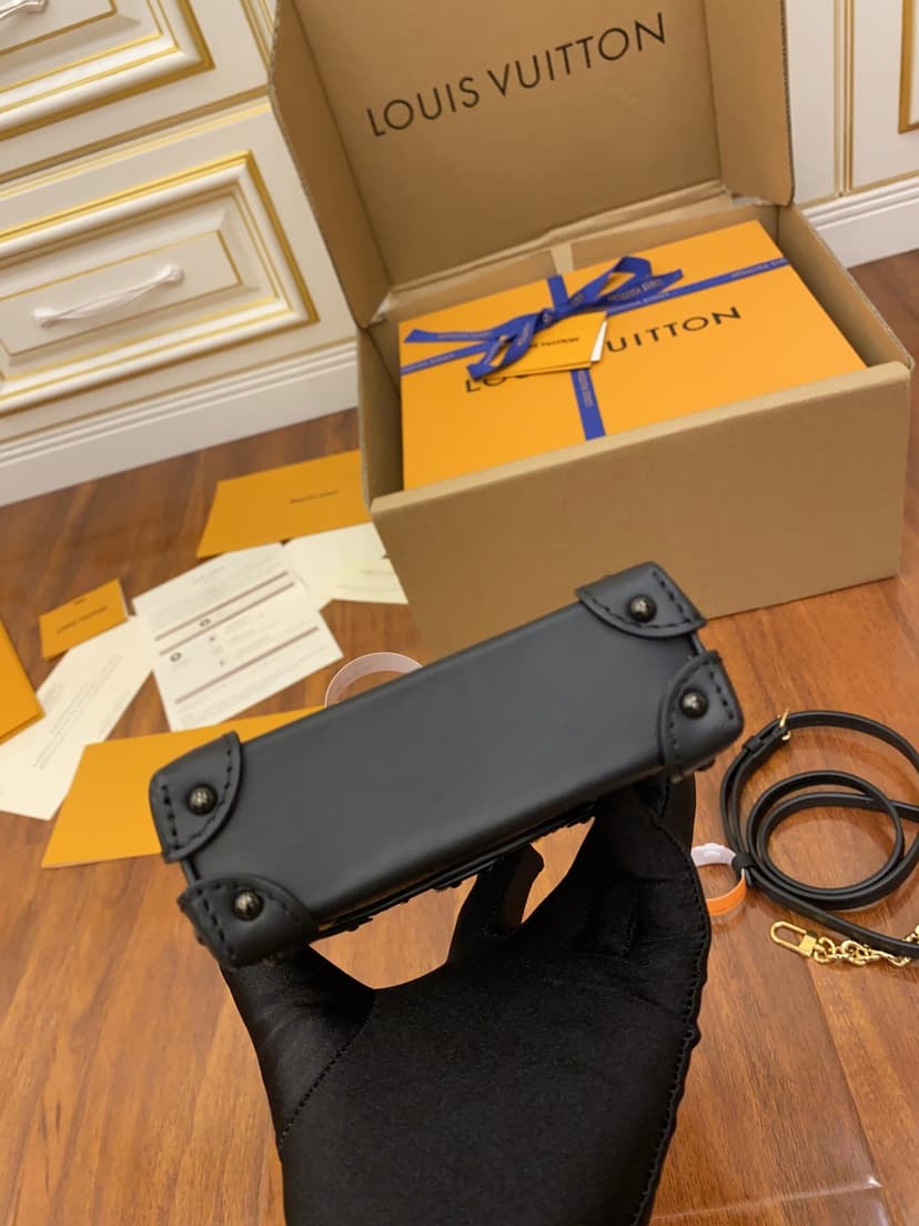 Louis Vuitton Pochette Trunk Verticale Monogram Canvas Black M63913