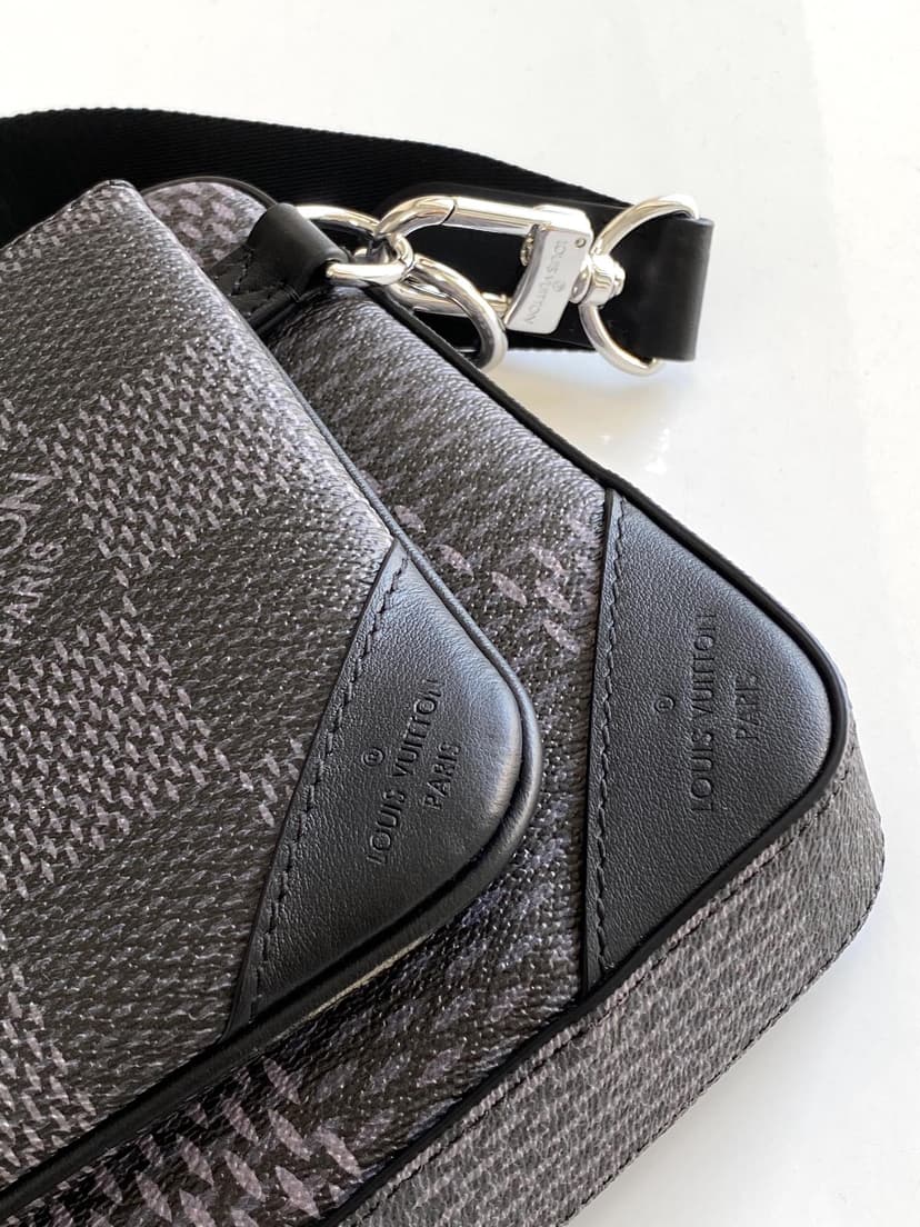 Louis Vuitton Trio Messenger Damier Graphite Black N50017