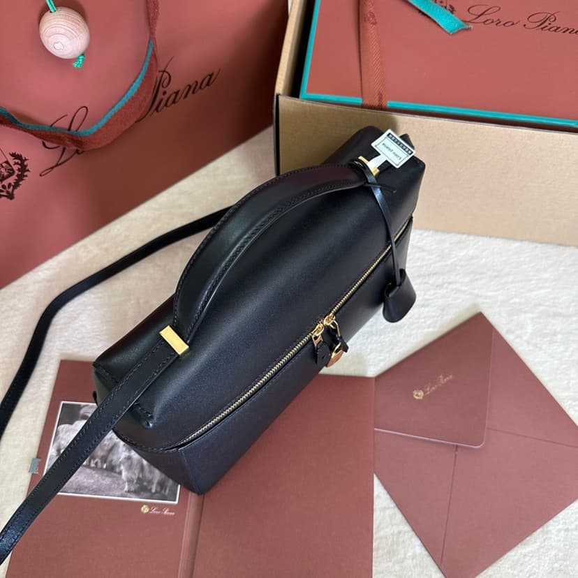 [True-to-ORIGINAL]Loro Piana Extra Bag L27 Black For Women 10.6 in/ 27 cm FAN3462 8000