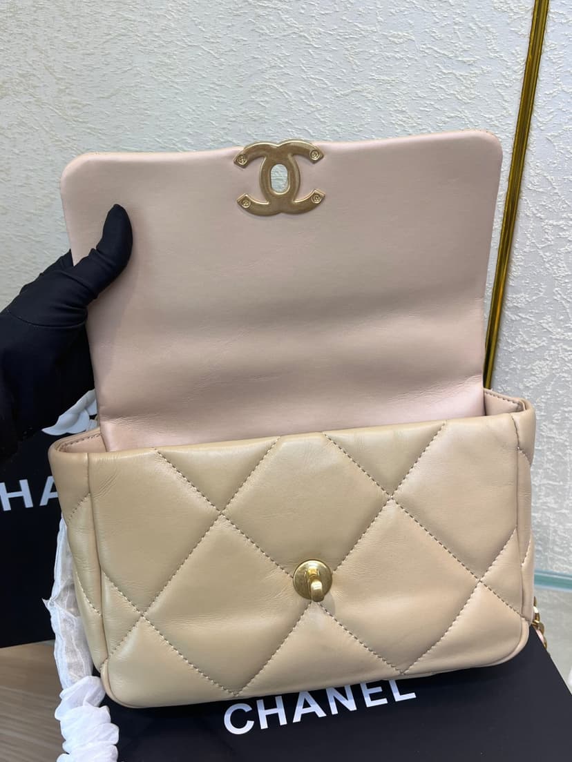 Chanel 19 Flap Bag Beige