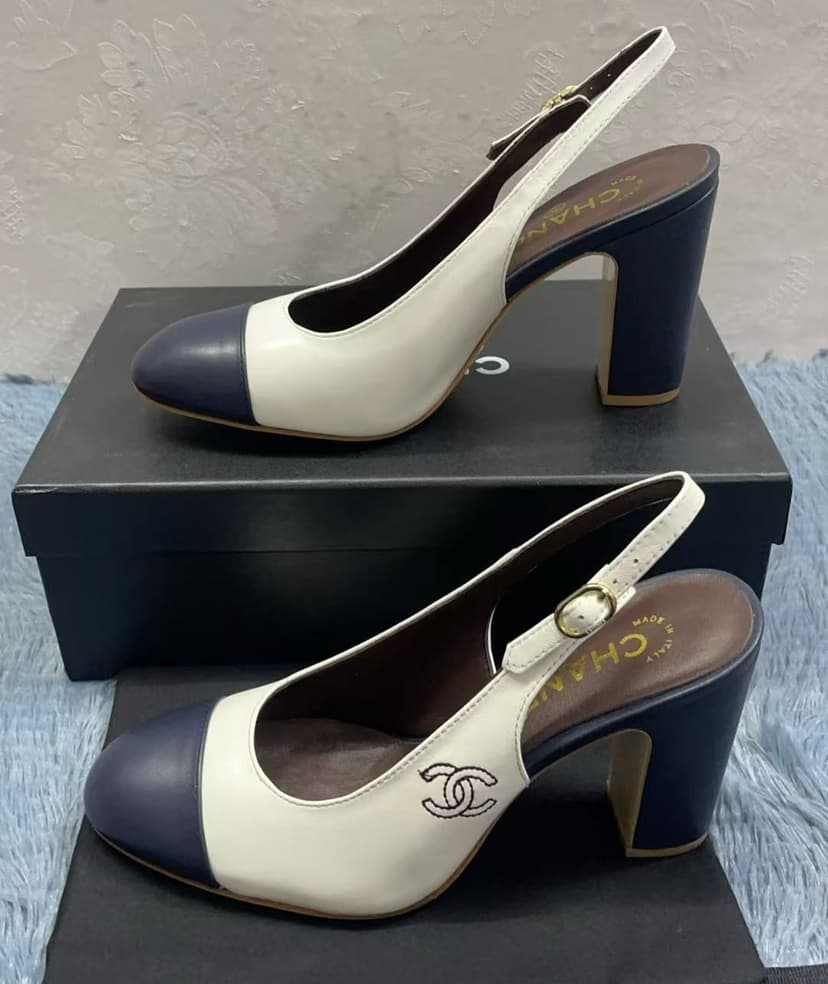 Chanel Slingbacks White And Dark Blue For Women - G45564 B15702 NV160