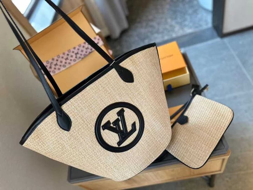 Louis Vuitton Saint Jacques Raffia Beige For Women, Women's Handbags, Shoulder And Crossbody Bags 22.4in/57cm LV