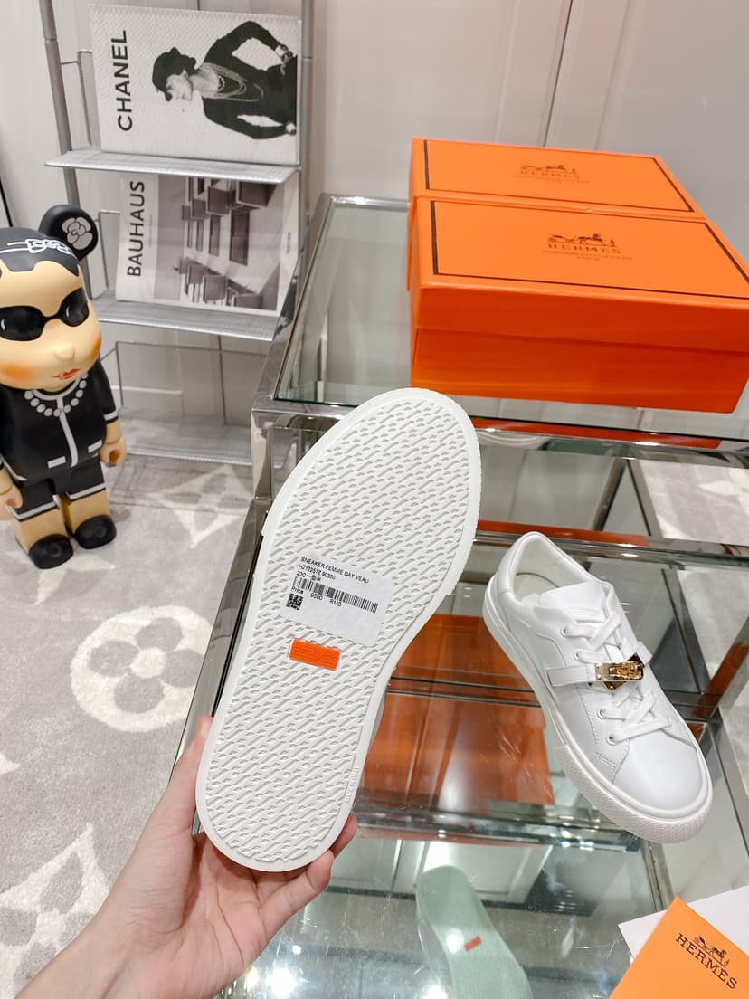 Hermes Day Sneaker White For Men H212257Z 90360