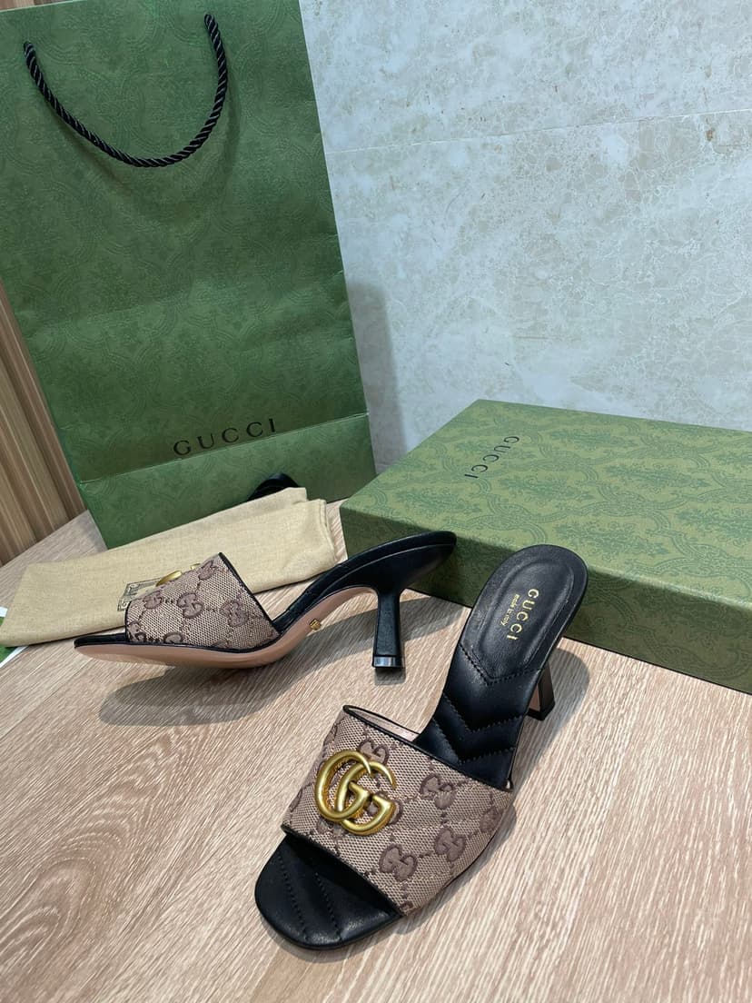 Gucci Double G Slide Sandal Chevron Matelasse Black For Women GG 674839