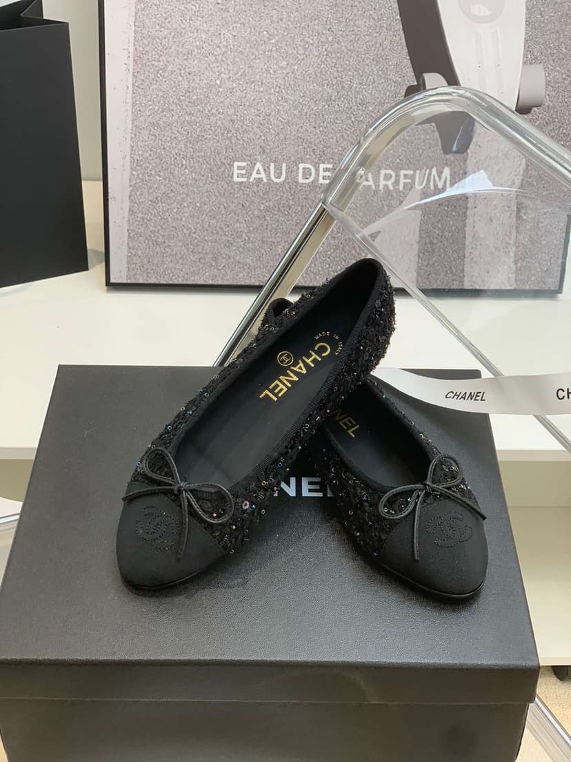 Chanel Ballet Flats Black For Women