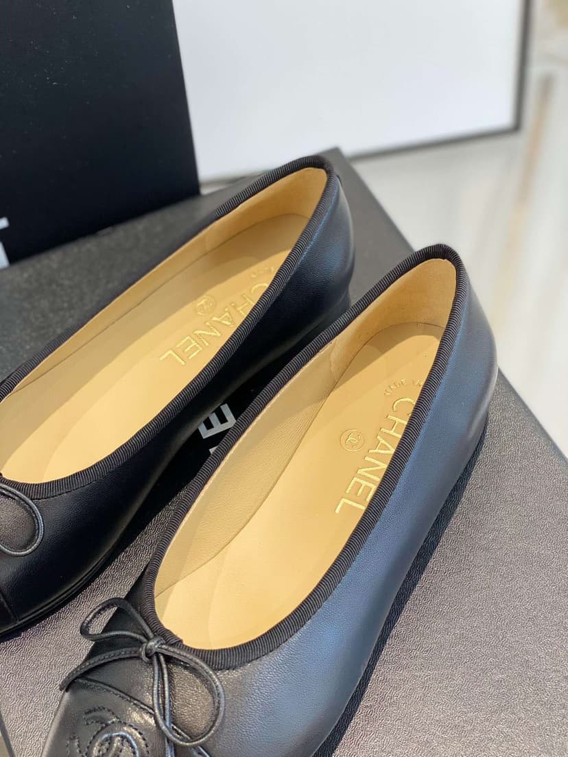 Chanel Ballet Flats Black For Women