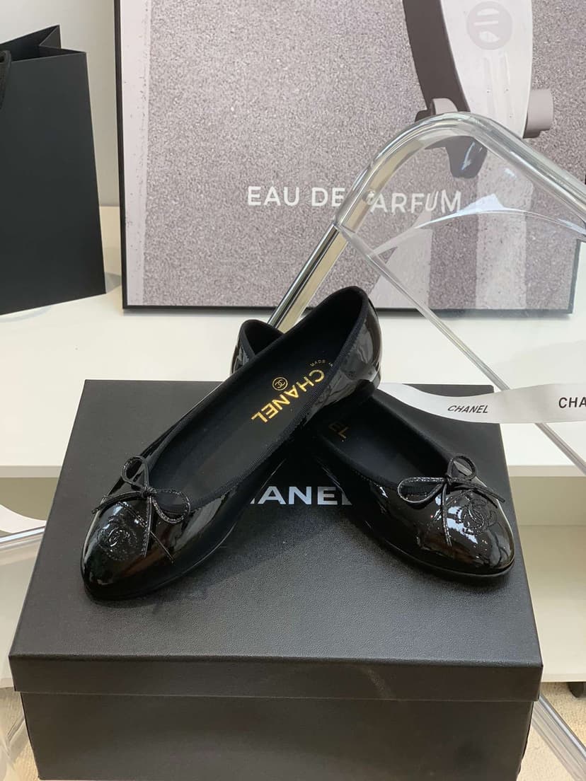 Chanel Ballet Flats Black For Women