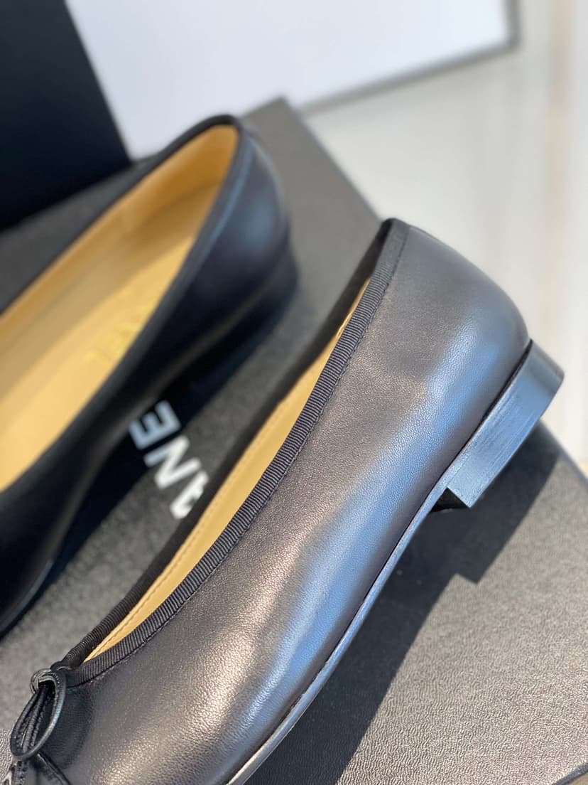 Chanel Ballet Flats Black For Women