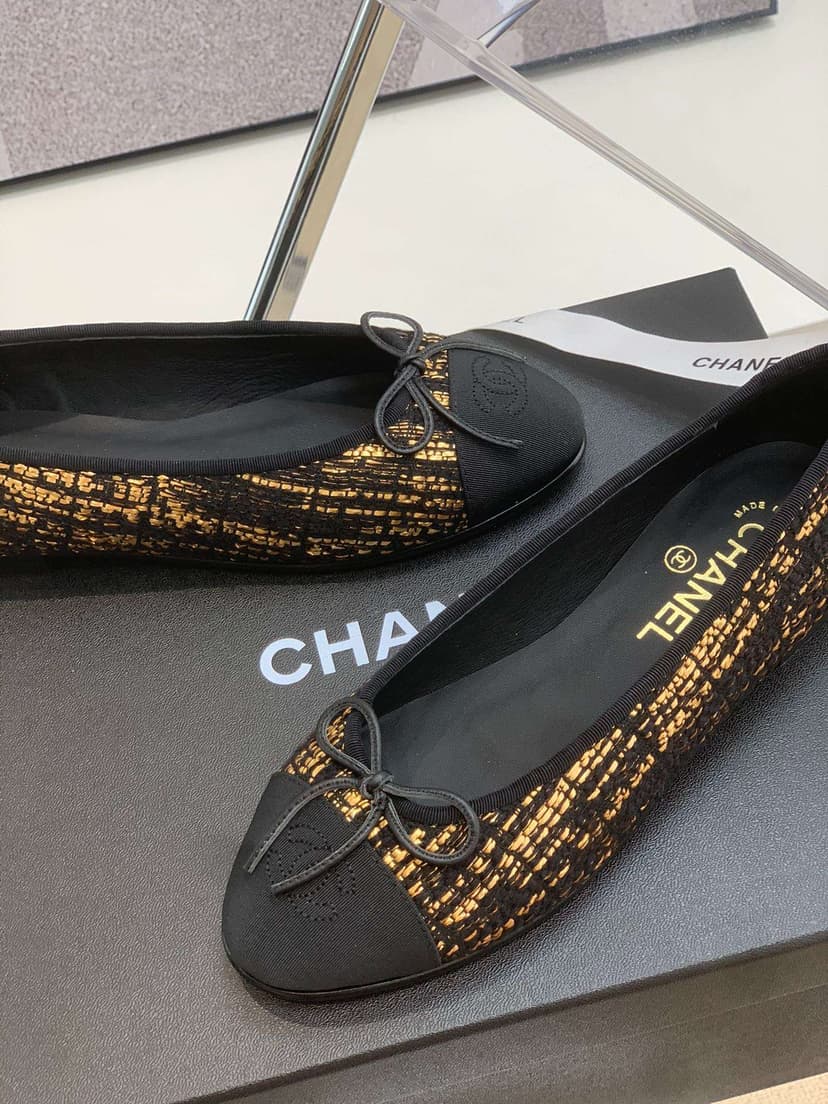 Chanel Ballet Flats Gold For Women