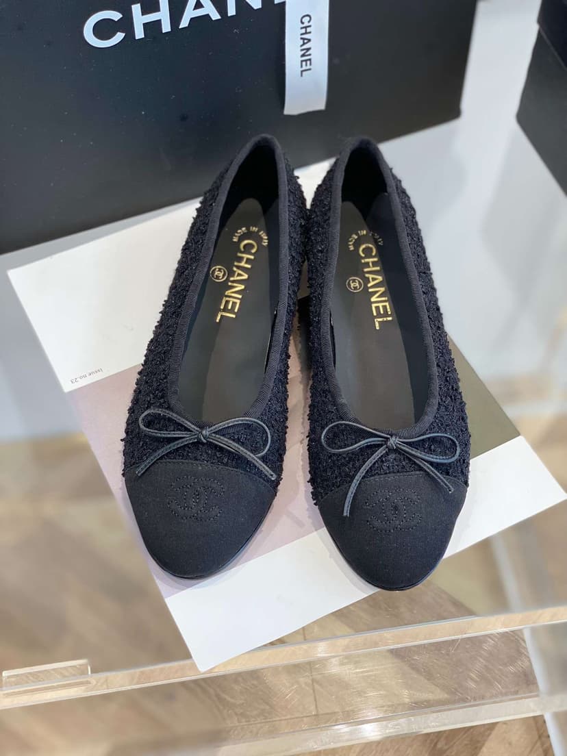 Chanel Ballet Flats Black For Women
